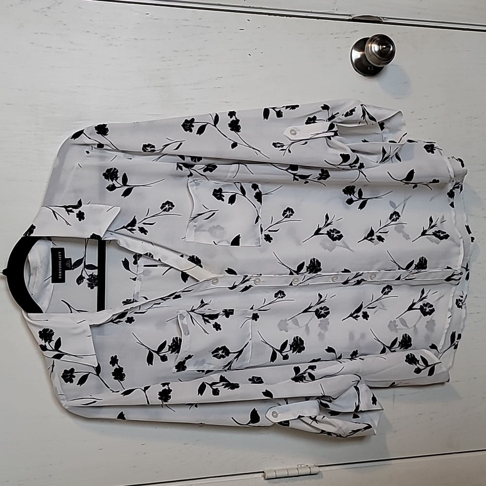 Fortune + Ivy 3/4 length sleeve blouse